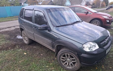 Chevrolet Niva I рестайлинг, 2006 год, 500 000 рублей, 16 фотография