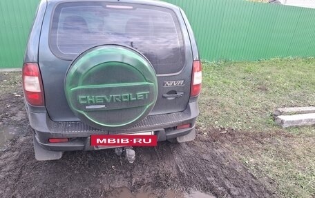 Chevrolet Niva I рестайлинг, 2006 год, 500 000 рублей, 13 фотография