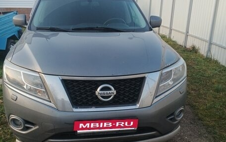 Nissan Pathfinder, 2015 год, 1 490 000 рублей, 4 фотография