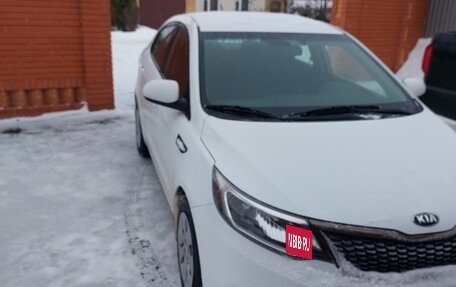 KIA Rio III рестайлинг, 2016 год, 1 000 000 рублей, 4 фотография