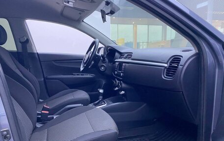 KIA Rio IV, 2018 год, 1 499 000 рублей, 13 фотография