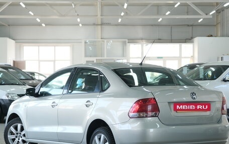 Volkswagen Polo VI (EU Market), 2011 год, 1 089 000 рублей, 5 фотография