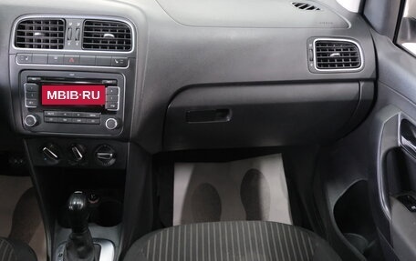 Volkswagen Polo VI (EU Market), 2011 год, 1 089 000 рублей, 17 фотография