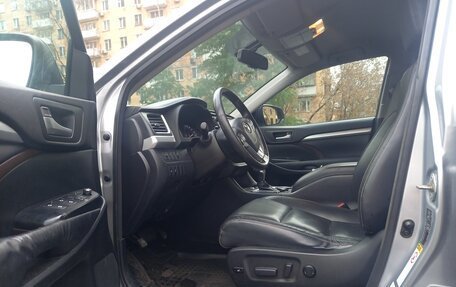 Toyota Highlander III, 2015 год, 3 650 000 рублей, 4 фотография