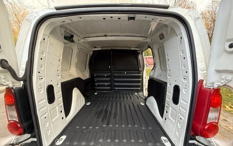 Peugeot Partner II рестайлинг 2, 2014 год, 950 000 рублей, 8 фотография