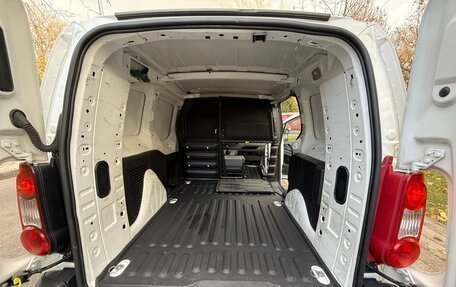 Peugeot Partner II рестайлинг 2, 2014 год, 950 000 рублей, 11 фотография