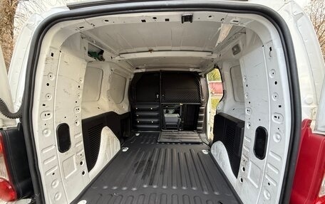 Peugeot Partner II рестайлинг 2, 2014 год, 950 000 рублей, 9 фотография