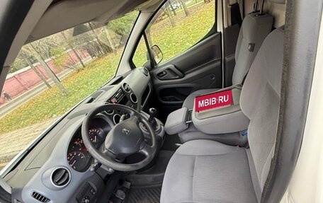 Peugeot Partner II рестайлинг 2, 2014 год, 950 000 рублей, 5 фотография