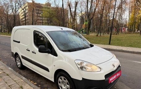 Peugeot Partner II рестайлинг 2, 2014 год, 950 000 рублей, 26 фотография