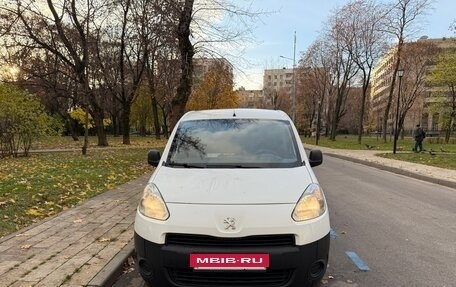 Peugeot Partner II рестайлинг 2, 2014 год, 950 000 рублей, 19 фотография