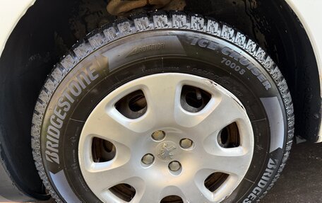 Peugeot Partner II рестайлинг 2, 2014 год, 950 000 рублей, 34 фотография