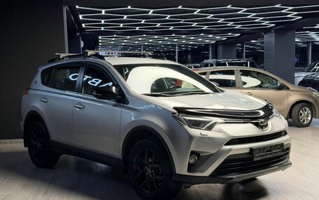 Toyota RAV4, 2018 год, 2 150 000 рублей, 2 фотография
