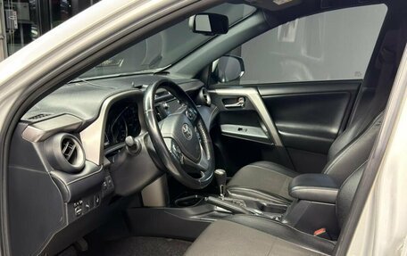 Toyota RAV4, 2018 год, 2 150 000 рублей, 7 фотография