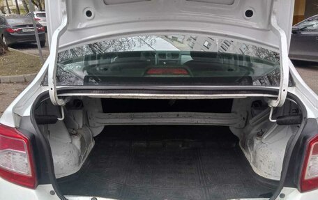 Renault Logan II, 2014 год, 450 000 рублей, 1 фотография