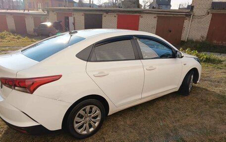 Hyundai Solaris II рестайлинг, 2020 год, 950 000 рублей, 7 фотография