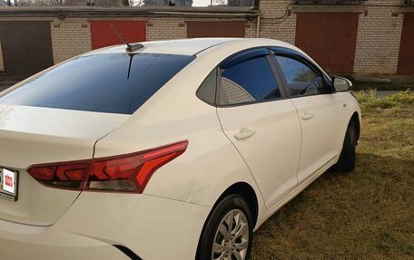 Hyundai Solaris II рестайлинг, 2020 год, 950 000 рублей, 8 фотография