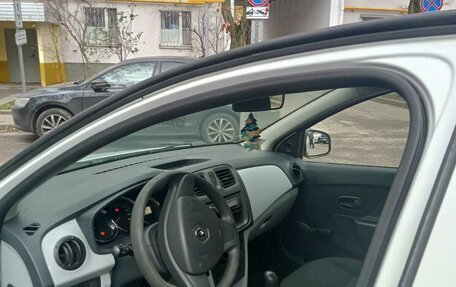 Renault Logan II, 2014 год, 450 000 рублей, 2 фотография