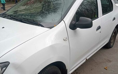 Renault Logan II, 2014 год, 450 000 рублей, 7 фотография