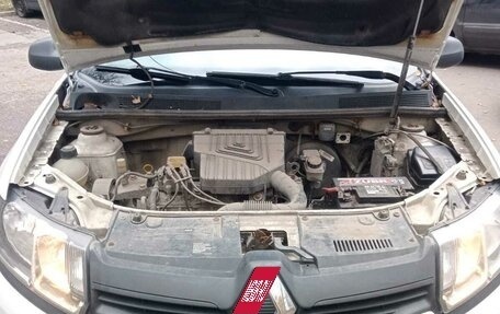 Renault Logan II, 2014 год, 450 000 рублей, 10 фотография