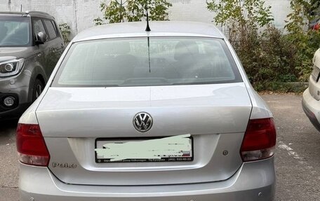 Volkswagen Polo VI (EU Market), 2013 год, 850 000 рублей, 2 фотография