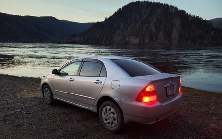 Toyota Corolla, 2002 год, 415 000 рублей, 3 фотография