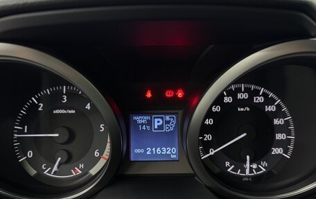 Toyota Land Cruiser Prado 150 рестайлинг 2, 2016 год, 3 800 000 рублей, 11 фотография