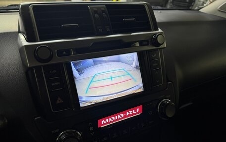 Toyota Land Cruiser Prado 150 рестайлинг 2, 2016 год, 3 800 000 рублей, 12 фотография