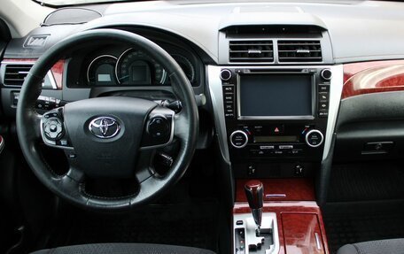 Toyota Camry, 2014 год, 1 529 000 рублей, 13 фотография