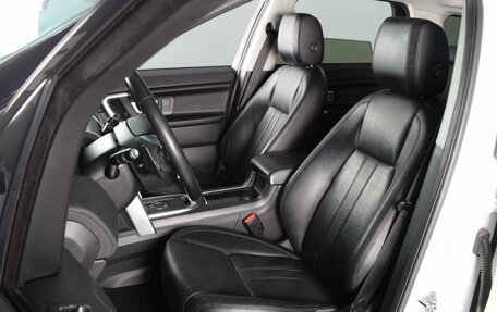 Land Rover Discovery Sport I рестайлинг, 2017 год, 1 750 000 рублей, 10 фотография