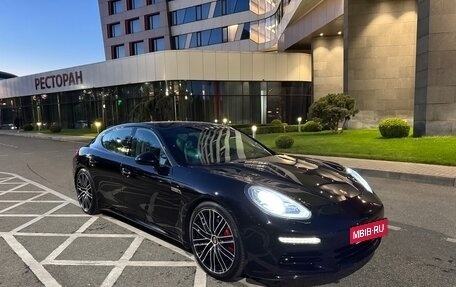 Porsche Panamera II рестайлинг, 2015 год, 3 290 000 рублей, 2 фотография