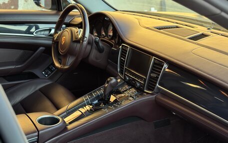 Porsche Panamera II рестайлинг, 2015 год, 3 290 000 рублей, 17 фотография