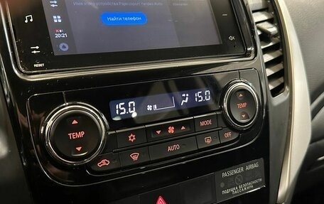 Mitsubishi Pajero Sport III рестайлинг, 2020 год, 3 375 000 рублей, 12 фотография