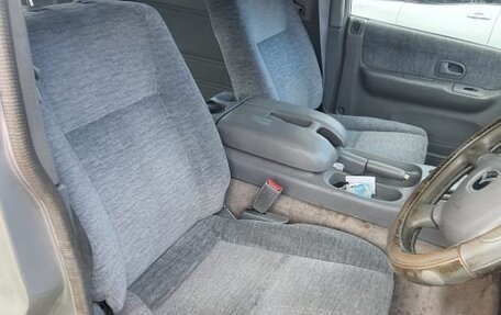 Mazda Bongo Friendee i рестайлинг, 2004 год, 240 000 рублей, 3 фотография