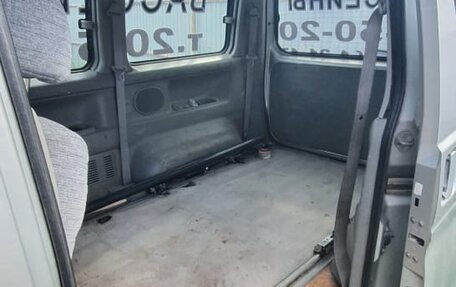 Mazda Bongo Friendee i рестайлинг, 2004 год, 240 000 рублей, 7 фотография