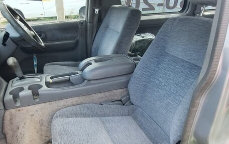 Mazda Bongo Friendee i рестайлинг, 2004 год, 240 000 рублей, 11 фотография