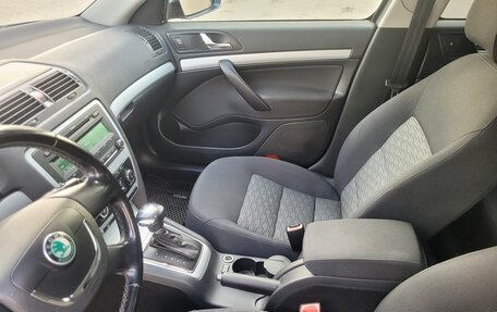 Skoda Octavia, 2010 год, 880 000 рублей, 13 фотография