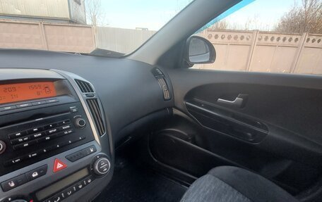 KIA cee'd I рестайлинг, 2008 год, 550 000 рублей, 14 фотография