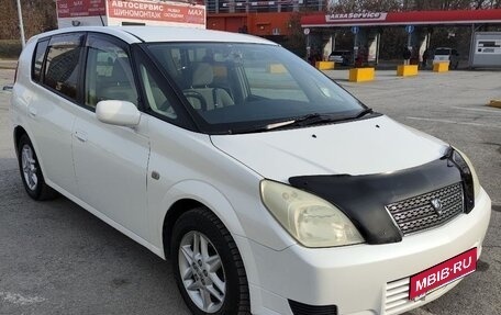 Toyota Opa I рестайлинг, 2003 год, 639 000 рублей, 1 фотография