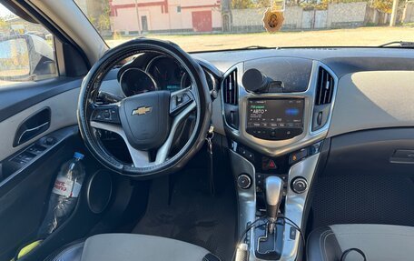 Chevrolet Cruze II, 2013 год, 920 000 рублей, 19 фотография