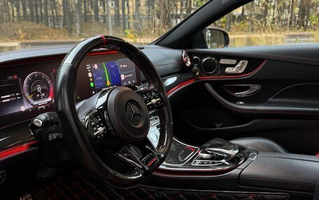 Mercedes-Benz E-Класс, 2018 год, 6 000 000 рублей, 18 фотография