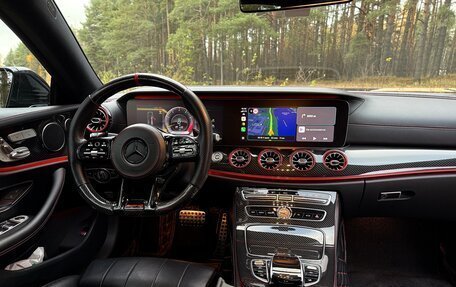 Mercedes-Benz E-Класс, 2018 год, 6 000 000 рублей, 32 фотография