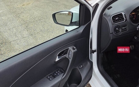 Volkswagen Polo VI (EU Market), 2018 год, 1 390 000 рублей, 9 фотография