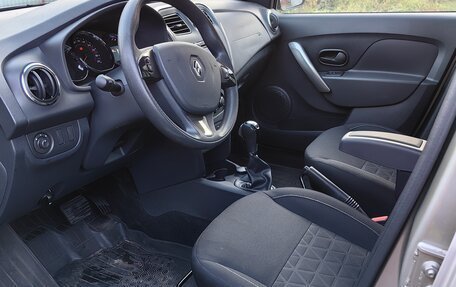 Renault Sandero II рестайлинг, 2016 год, 850 000 рублей, 3 фотография