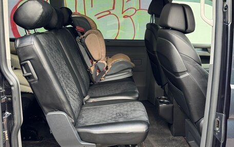 Volkswagen Caravelle T6 рестайлинг, 2021 год, 6 300 000 рублей, 7 фотография