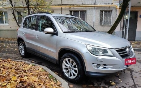 Volkswagen Tiguan I, 2009 год, 850 000 рублей, 2 фотография