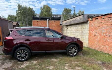 Toyota RAV4, 2019 год, 3 350 000 рублей, 4 фотография