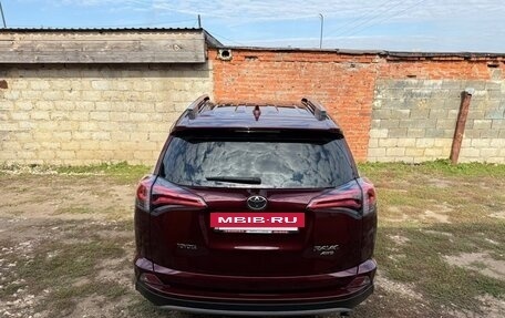 Toyota RAV4, 2019 год, 3 350 000 рублей, 6 фотография