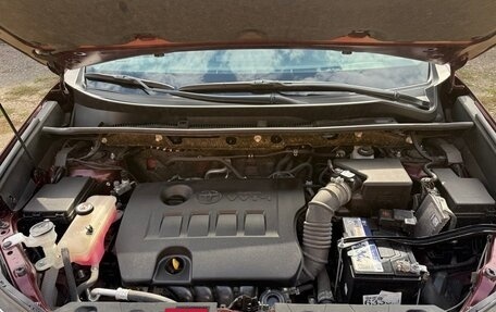 Toyota RAV4, 2019 год, 3 350 000 рублей, 9 фотография