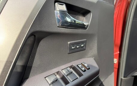 Toyota RAV4, 2019 год, 3 350 000 рублей, 19 фотография