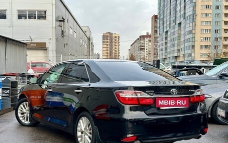 Toyota Camry, 2015 год, 1 999 000 рублей, 4 фотография